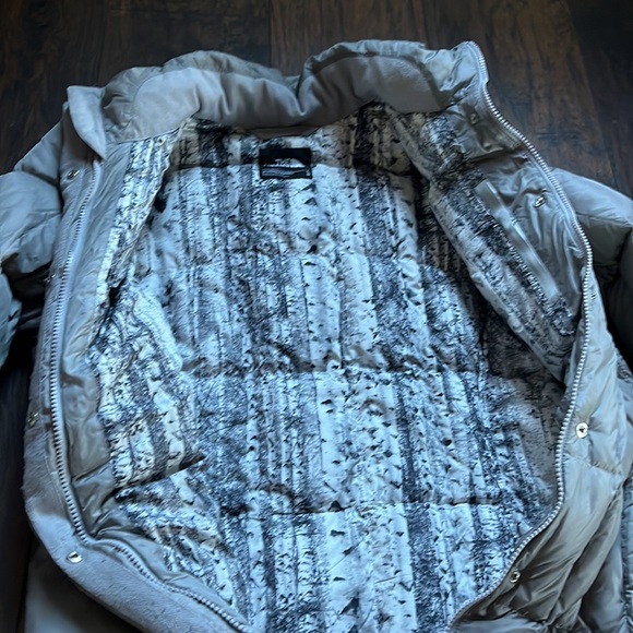 The North Face Gray Metropolis Parka Jacket - Picture 6 of 10